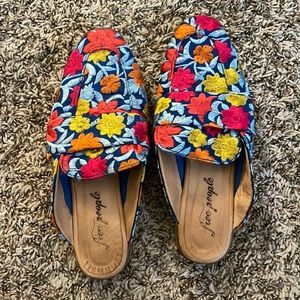 Multi colored loafer